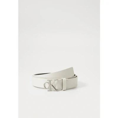 Abbildung von Calvin Klein Jeans Monogram Plaque Buckle Gürtel, Damen, Größe: 80, White