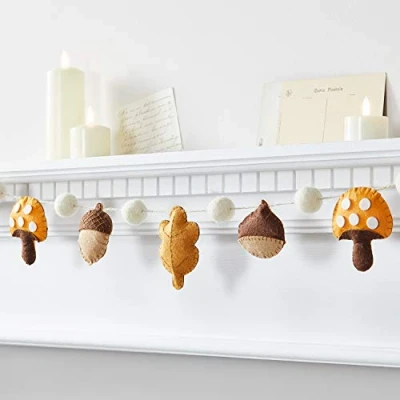 Abbildung von Lights4fun Herbst Filz Girlande 1,3m Deko Innen Tischdeko