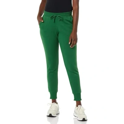 Abbildung von Amazon Essentials Damen Fleece Jogginghose (in Übergröße erhältlich), Dunkelgrün, XS