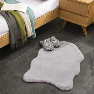 Abbildung von Teppich Wölkchen Fellteppich, Kunstfell Waschbar, Hasenfell Imitat, Kaninchenfell, Kurzfell Fell Sitzkissen Stuhlkissen, für Stühle, Stuhlauflage Grau 55x80cm