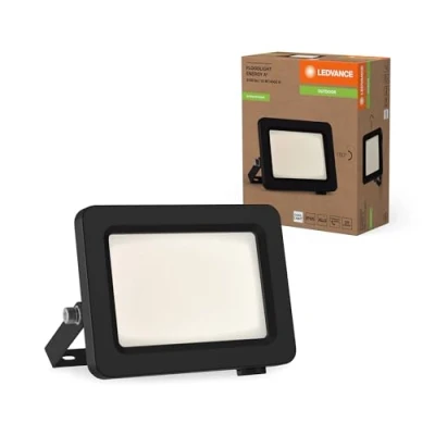 Abbildung von LEDVANCE LED Flutlicht mit Energieeffizienzklasse A, schwarzes Aluminiumgehäuse, 15 W, 2600 lm, für Außenanwendungen, kompaktes Design, leichtes Gewicht, einfache Montage