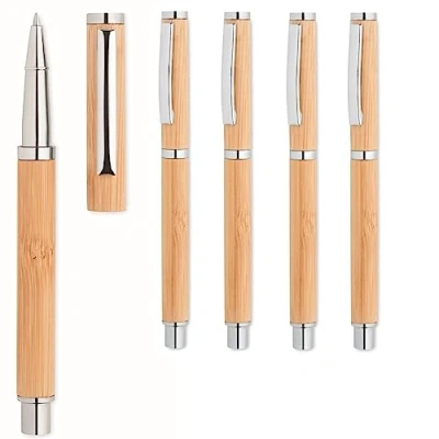 Abbildung von Set aus 5 Gelschreibern Tintenrollern Rollerball Schreibgeräten Bambus und Edelstahl blauschreibend nachhaltig umweltfreundlich