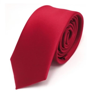 Abbildung von TigerTie Herren Krawatte 6 cm schmale Satin Tie in rot verkehrsrot einfarbig uni Business, festliche Veranstaltungen und Freizeit