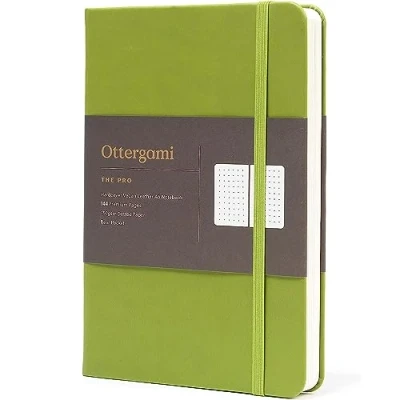 Abbildung von Ottergami Bullet Journal Notizbuch gepunktet Hochwertiges, dickes Papier mit 150 g/m² und 144 Seiten The Pro A5 dotted Bulletjournal Punktraster Veganer Ledereinband