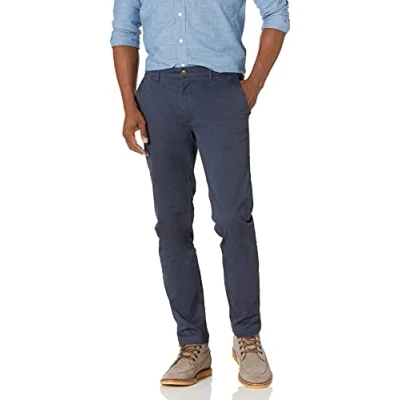 Abbildung von Amazon Essentials Herren Chinohose, Komfortabler, Gewaschener Stretch, Skinny Passform (Früher Goodthreads), Marineblau, 34W / 30L