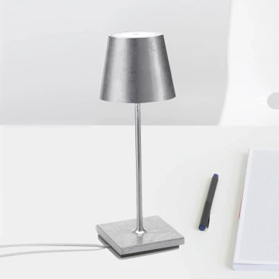 Abbildung von Zafferano, Poldina Pro Mini Lampe mit Silberfarbenes Blatt, Kabellose, Wiederaufladbare Tischlampe Touch Control, Für den Innenbereich Geeignet, Dimmer, 2200 3000 K, Höhe 30 cm