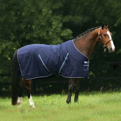 Abbildung von Rambo by Horseware Stable Sheet Navy Weiß