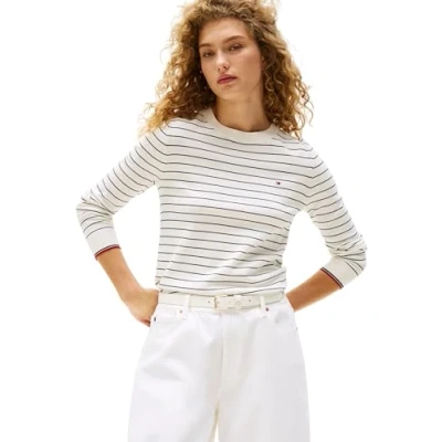 Abbildung von Tommy Hilfiger Damen Pullover Jersey Fine mit Rundhalsausschnitt, Mehrfarbig (Ivory Silk/Dark Night Navy STP), S