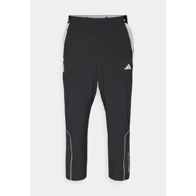 Abbildung von adidas Performance TECH PANT Jogginghose Black/halo silvercoloured, Herren, Größe: Large, silver/coloured