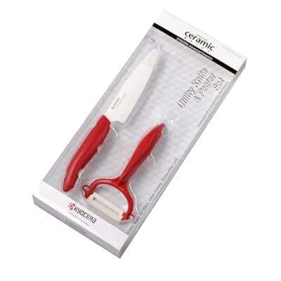 Abbildung von Kyocera GEN RED Starterset Keramik Obst &amp; Gemüsemesser mit Schäler Klinge 11 cm ergonomischer Griff extrem scharfes Küchenmesser und Sparschäler Kochmesser Profi Messer