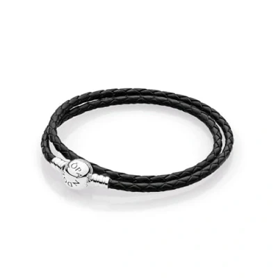 Abbildung von PANDORA Moments doppeltes schwarzes Lederarmband mit Kugelverschluss aus Sterling Silber, Kompatibel Moments, Größe: 44cm, 590745CBK D4