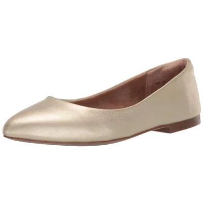 Abbildung von Amazon Essentials Damen Ballerinas mit spitzem Zehenbereich, Gold, 38.5 EU