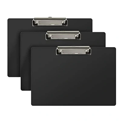 Abbildung von Acrimet Kunststoff Klemmbrett im Querformat, Briefgröße A4, flacher Clip, 24,9 x 34,5 cm, Schwarz, 3 Stück