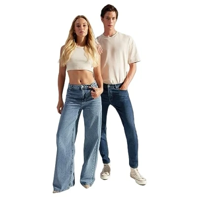 Abbildung von TRENDYOL Damen Gerade Weites Bein Hohe Taille Jeans, Blau, 42