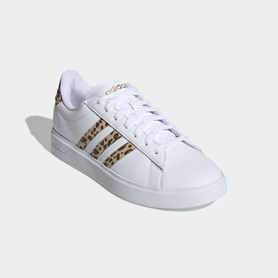 Abbildung von adidas Sportswear Sneaker »GRAND COURT 2.0 KIDS«, Design auf den Spuren des Superstar