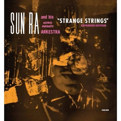Abbildung von Strange Strings (Expanded Version)