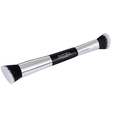 Abbildung von Makeup Pinsel für Foundation Auftragen, Blending, Highlight und Konturieren. Konturenpinsel zur Verwendung mit Creme, Puder, Rouge, flüssiger Foundation, Concealer, Primer Bronzer
