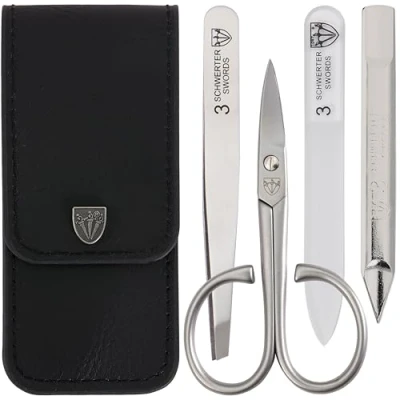 Abbildung von DREI SCHWERTER Germany 4 tlg. &#039;NOSTALGIE&#039; Maniküreset Nagel Set Etui in Echt Leder schwarz Inhalt: ROSTFREI Nagelschere, Pinzette, Glasnagelfeile, Doppelinstrument