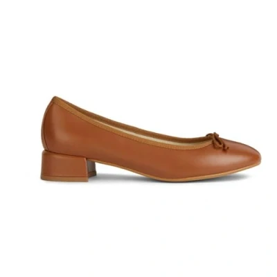 Abbildung von Geox Floretia Klassischer Ballerina, Damen, Größe: 41, Ochre Schuhe