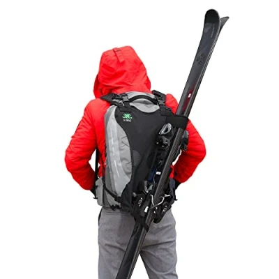 Abbildung von Wantalis Skiback, der revolutionäre Skihalter, um beide Hände frei zu halten speziell für Rucksack