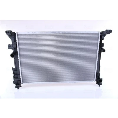 Abbildung von NISSENS 67186 Kühler, Motorkühlung Aluminium 640 428 16 Kühlrippen gelötet MERCEDES BENZ: A Class