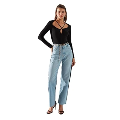 Abbildung von Trendyol Damen Woman Fitted Standard Halterneck Woven Bodysuit Hemd, Schwarz, 36 EU