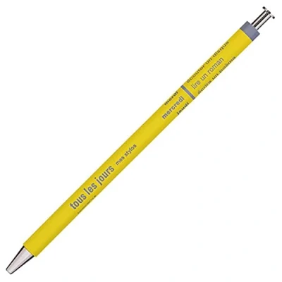 Abbildung von MARK&#039;S Days Tous les Jours Kugelschreiber aus Holz und Metall in der Farbe Yellow mit einer 0,5mm Spitze, DAY BP4 YE