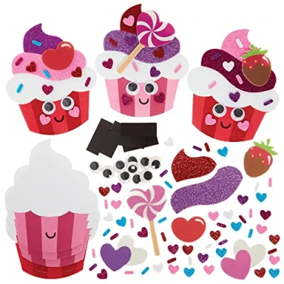 Abbildung von Baker Ross FX329 Liebesherz Cupcake Magnet Kits 8er Pack, Schaumstoff Bastelset zum Valentinstag für Kinder