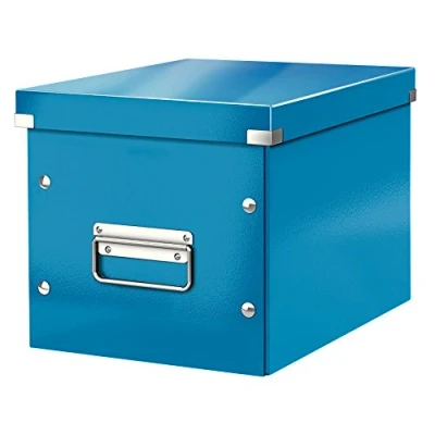 Abbildung von Leitz Click &amp; Store Aufbewahrungsbox mit Deckel Mittel Groß, Würfelbox für Regale im Wohnzimmer oder Büro, Transportbox aus 80 % recycelter Premium Hartpappe, Stabile Metallgriffe, Blau, 61090036