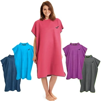 Abbildung von Fit Flip Surf Poncho Mikrofaser Umkleidehilfe Strand Badeponcho für Erwachsene Handtuch schnelltrocknend Strandponcho Surfer Surfponchos Ultraleicht (Größe L, Koralle/Grau)
