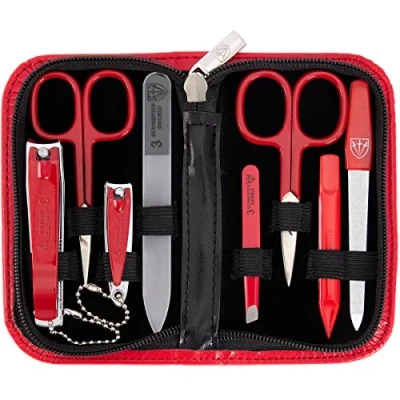 Abbildung von DREI SCHWERTER Markenqualität Nagelpflegeset &#039;Emilia&#039; 8 tlg. Maniküre Pediküre Reise Pflege Set Nagelset Nagelnecessaire, attraktives rotes Kunstlederetui
