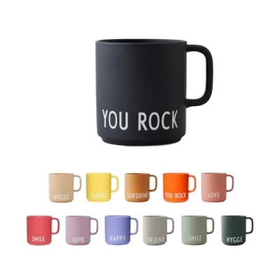 Abbildung von Design Letters Kaffeebecher mit Henkel Ideal als Weihnachtsgeschenke für Frauen, Männer, Weihnachtsdeko, Tischdeko Lieblingsmensch Geschenk Porzellan Kaffeetasse Tasse Spruch Schwarz 250 Ml