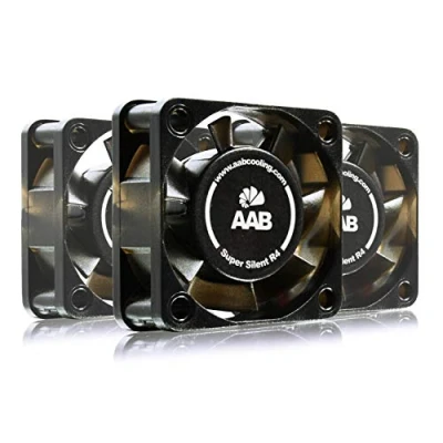 Abbildung von AABCOOLING Super Silent R4 Leise und Efizient 40mm Gehäuselüfter mit 4 Anti Vibration Pads 9V Spannungsreduzierer PC Ventilator Cooling Fan Kühler 12,9 dB(A) 7,35 m3/h 3 Stück