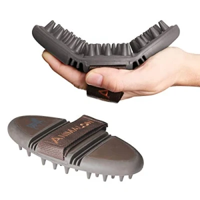 Abbildung von Animalon CareFlex Massage Striegel Flexible &amp; Ergonomische Bürste mit Klettverschluss für echte Genießer perfekt den Fellwechsel