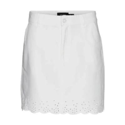 Abbildung von VERO MODA Vmbolina Mr Short Emb Skirt