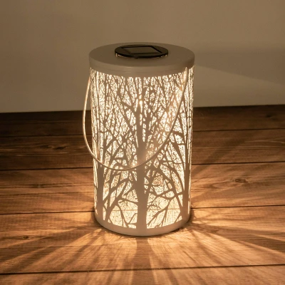 Abbildung von näve LED Solarleuchte »Wald«, 1 flammig, rund D: 12cm, H: 20cm, weiß, Waldmotiv, warmweißes Licht, Akku, Griff