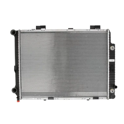 Abbildung von NRF 58098 Kühler, Motorkühlung Aluminium 640 484 34 mit Anbauteilen Kühlrippen gelötet MERCEDES BENZ: E Class Saloon