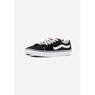 Abbildung von Vans SK8 LOW Unisex Sneaker low, Größe: 37, Black/true white Leder und textil
