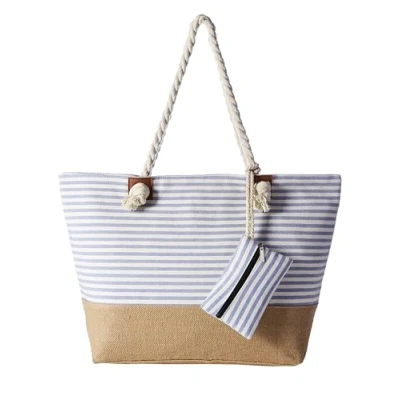 Abbildung von DonDon Badetasche XXL Familie Strandtasche Damen mit Reißverschluss Beach bag groß Streifen hellblau