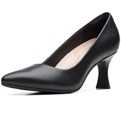 Abbildung von Clarks Damen 261712194 Pump, Black Leather, 39 EU