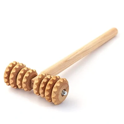 Abbildung von Tuuli Accessories Anti Cellulite Massage Massagegerät Massageroller mit Griff Roller Maderotherapie T Form aus Holz 37 x 13 cm