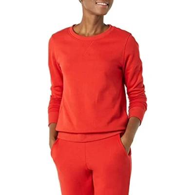 Abbildung von Amazon Essentials Damen Sweatshirt aus French Terry Fleece mit Rundhalsausschnitt (Erhältlich in Übergröße), Rot, XXL