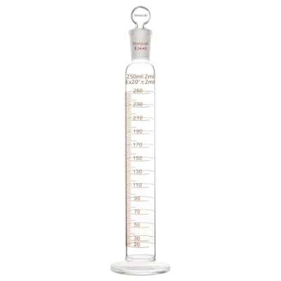 Abbildung von stonylab Messzylinder mit Stopfen, 250 ml aus Borosilikatglas 24/40 Standard Gelenk und flachem Kopfstopfen, 1 Packung