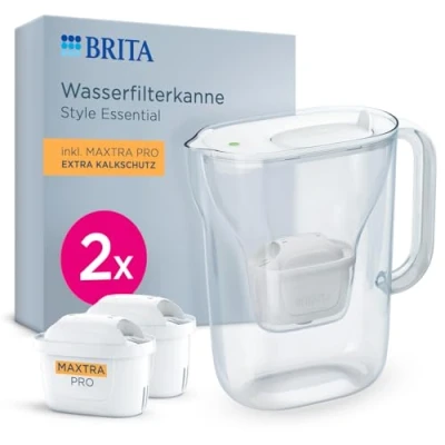 Abbildung von BRITA Wasserfilter Kanne Style Essential weiß (2,4l) inkl. 2x MAXTRA PRO Extra Kalkschutz Kühlschrankgeeignete Filterkanne mit Smart Light LED &amp; Klapp Deckel, filtert Verunreinigungen mehr