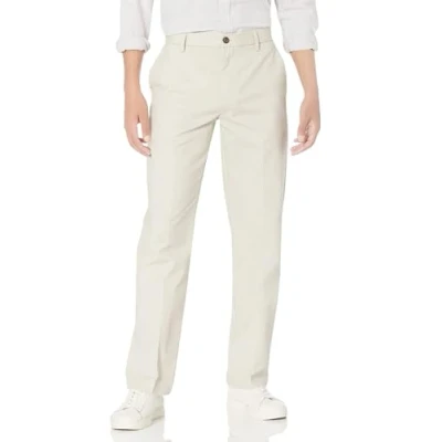 Abbildung von Amazon Essentials Herren Knitterfreie Flatfront Chinohose in klassischer Passform (erhältlich Übergröße), Stone, 32W / 31L