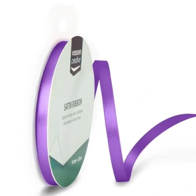 Abbildung von Vaessen Creative Satinband, 6 mm x 10 m, elegantes Funkeln zum Erstellen von Karten, Sammelalben, Geschenkverpackungen und anderen kreativen Projekten, lila