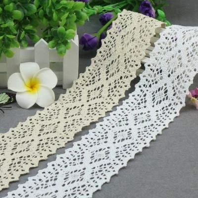 Abbildung von Yulakes 5 Yard 6.5cm Baumwolle Spitzenband Vintage Häkelband Spitze Borte Häkelspitze Häkel für Nähen Handwerk Hochzeit Deko Scrapbooking Geschenkbox Y06010 (Beige)