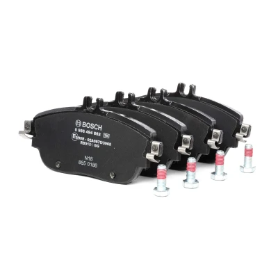 Abbildung von BOSCH 0 986 494 662 Bremsbelagsatz Low Metallic mit Anti Quietsch Blech, Schrauben Zubehör MERCEDES BENZ: CLA Estate, B Class, GLA kfzteile,