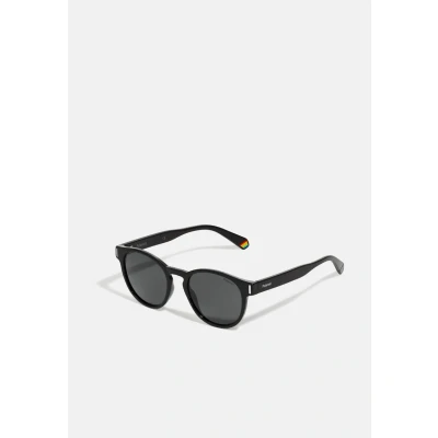 Abbildung von Polaroid Unisex Sonnenbrille, Größe: 51, Black