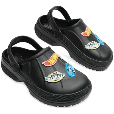 Abbildung von Hot Wheels Clogs Kinder Gartenschuhe mit Anhängern Schuh Charms für Strand, Pool, Urlaub Geschenke Jungs (Schwarz, 28 29 EU)